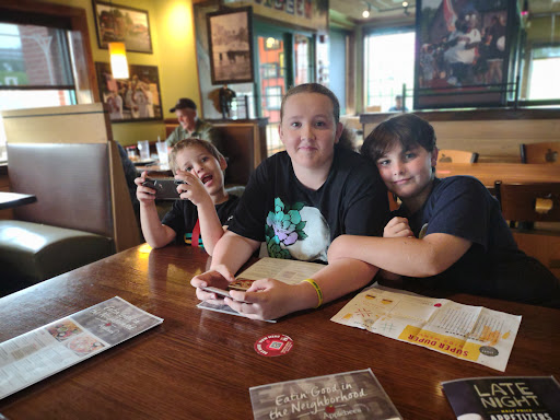 Shopping Mall «Beards Hill Plaza Shopping Center», reviews and photos, 949 Beards Hill Rd, Aberdeen, MD 21001, USA