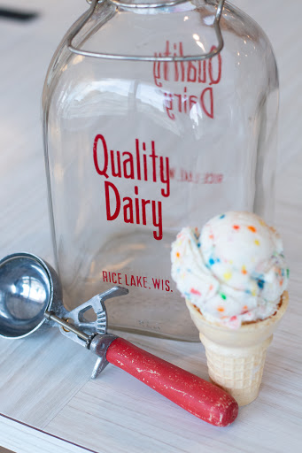 Ice Cream Shop «The Milk Pail», reviews and photos, 36 W Marshall St, Rice Lake, WI 54868, USA