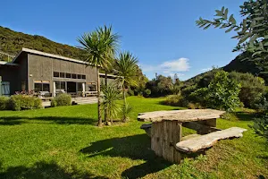 Piha Beachstay Accommodation image