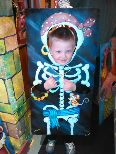 Performing Arts Theater «Wonderment Puppet Theater», reviews and photos, 412 W King St, Martinsburg, WV 25401, USA