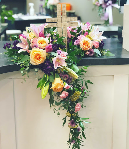 Florist «Kearney Floral Co», reviews and photos, 210 W 21st St, Kearney, NE 68845, USA