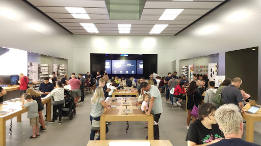 Clothing Store «Victoria Gardens», reviews and photos, 12505 N Main St, Rancho Cucamonga, CA 91739, USA