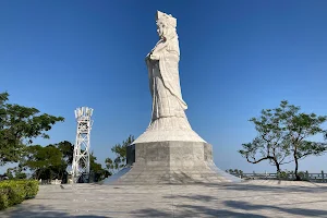 A-Má Goddess Statue image