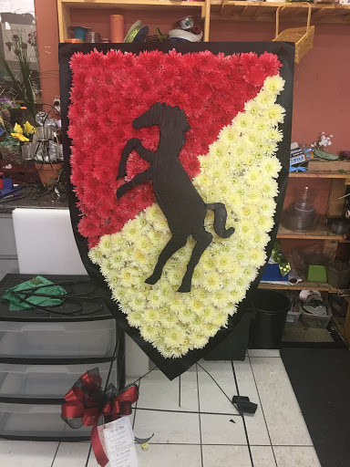 Gift Basket Store «FLOWERS BY TARA AND JEWELRY WORLD», reviews and photos, 2087 Wilma Rudolph Blvd, Clarksville, TN 37040, USA