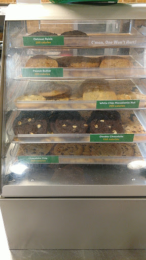 Restaurant «SUBWAY®Restaurants», reviews and photos, 1325 Capital Ave NE, Battle Creek, MI 49017, USA