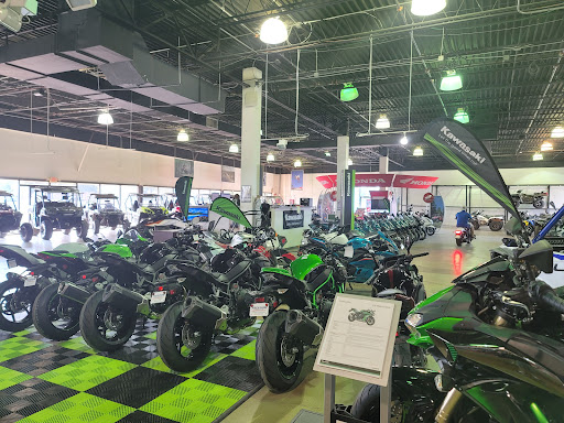 Motorcycle Dealer «Freedom Powersports Farmers Branch», reviews and photos, 13700 N Stemmons Fwy, Farmers Branch, TX 75234, USA