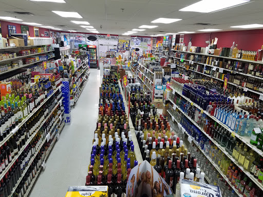Liquor Store «Royal Liquor & Wine», reviews and photos, 1015 N Randall Rd, Elgin, IL 60123, USA