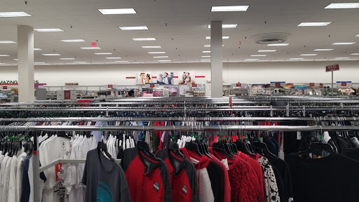 Clothing Store «Burlington Coat Factory», reviews and photos, 271 Cottage Grove Rd, Bloomfield, CT 06002, USA