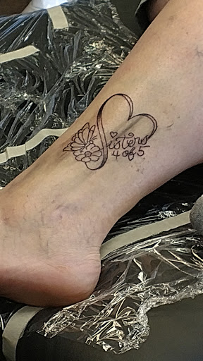 Tattoo Shop «Bulldog Tattoo Parlor», reviews and photos, 3530 Martin Way E, Olympia, WA 98506, USA