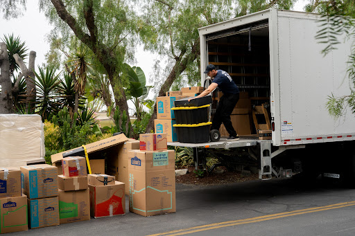 Movers of Redondo Beach image