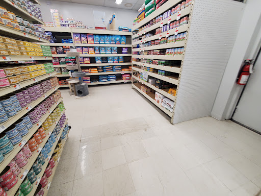 Pet Supply Store «Pet Supplies Plus», reviews and photos, 471 Boston Post Rd, Orange, CT 06477, USA