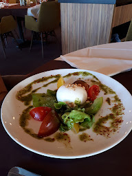 Photo n°30 de Restaurant Riom : Anémotel à Riom ()