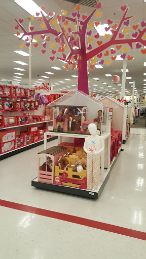 Department Store «Target», reviews and photos, 800 Broadview Village Sq, Broadview, IL 60155, USA
