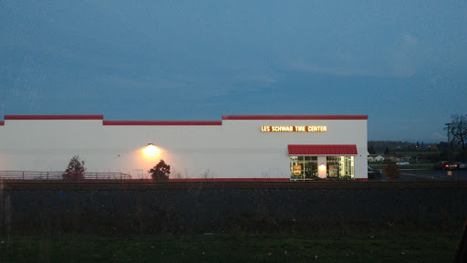 Tire Shop «Les Schwab Tire Center», reviews and photos, 51531 SE 2nd St, Scappoose, OR 97056, USA
