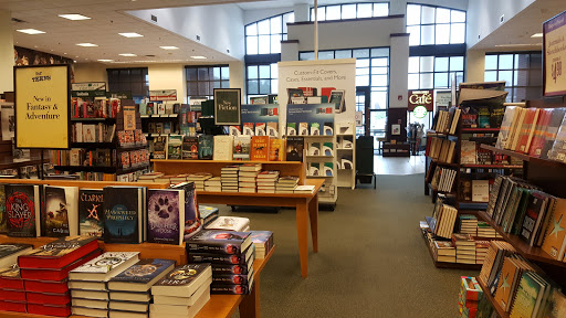 Book Store «Barnes & Noble», reviews and photos, 20600 N Rand Rd, Deer Park, IL 60010, USA