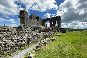 Kendal Castle image
