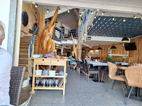 Atmosphère du Restaurant Le Coin Des Pêcheurs à Lacanau - n°2