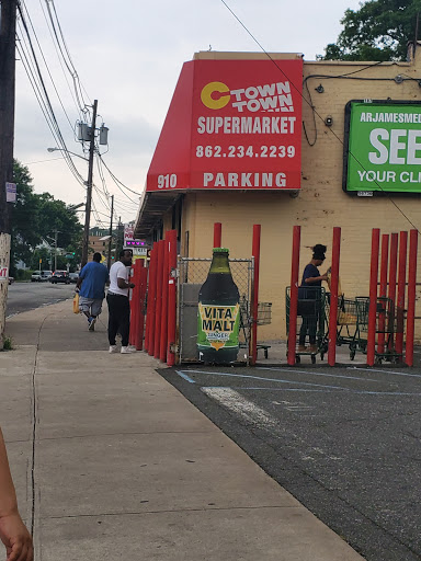 Supermarket «C-Town Supermarket», reviews and photos, 910 18th Ave, Newark, NJ 07106, USA