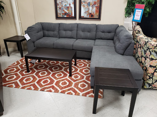 Furniture Store «Major Discount Furniture», reviews and photos, 504 Henslee Dr, Dickson, TN 37055, USA