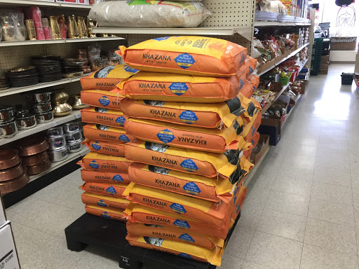 Indian Grocery Store «Nepali Store Cincinnatti Ohio», reviews and photos, 3091 W Galbraith Rd, Cincinnati, OH 45239, USA