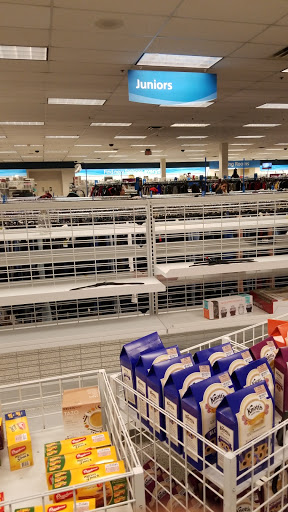 Clothing Store «Ross Dress for Less», reviews and photos, 4646 S Cooper St, Arlington, TX 76017, USA