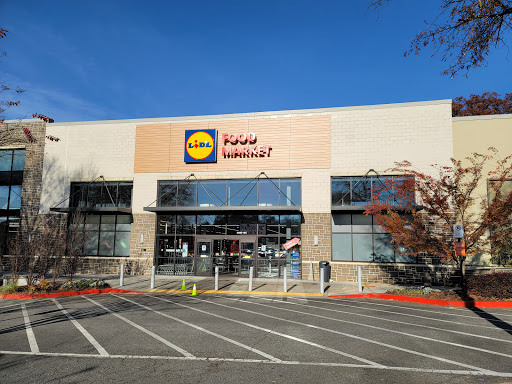 Grocery Store «The Fresh Market», reviews and photos, 2480 Briarcliff Rd NE #19C, Atlanta, GA 30329, USA