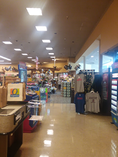 Grocery Store «Safeway», reviews and photos, 2836 Pacific Ave, Forest Grove, OR 97116, USA
