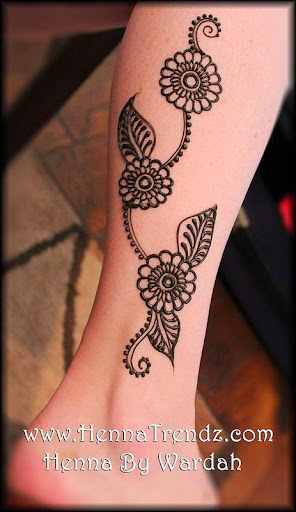 Explore cover up star tattoo ideas, creative tattoo ideas in Concord, available at Naseera Fazil Henna Art