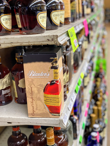 Liquor Store «Pepper Liquor Store», reviews and photos, 5440 Reisterstown Rd, Baltimore, MD 21215, USA