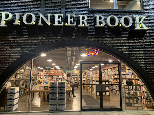 Used Book Store «Pioneer Bookstore», reviews and photos, 450 Center St, Provo, UT 84601, USA