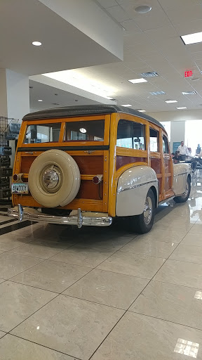 Car Dealer «Tuttle-Click Ford Lincoln», reviews and photos, 43 Auto Center Dr, Irvine, CA 92618, USA