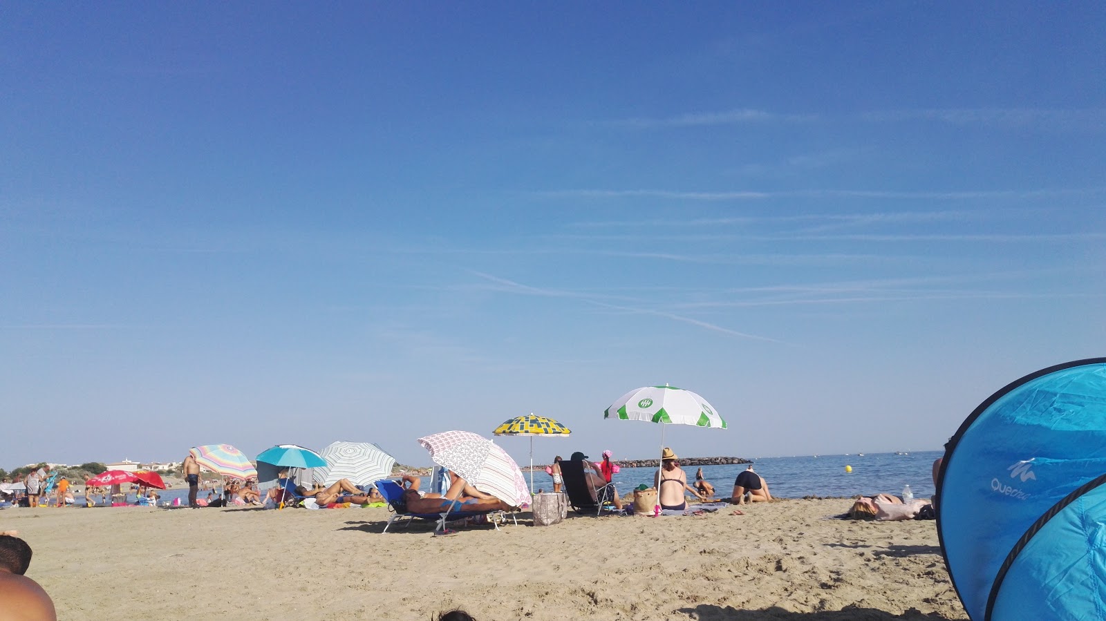 Foto av Baie de l'Amitie beach - populär plats bland avkopplingskännare