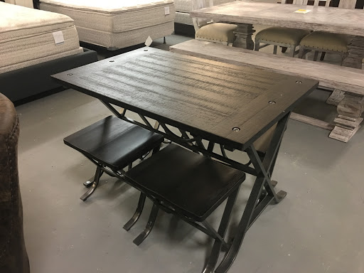 Furniture Store «Furniture Liquidators», reviews and photos, 16818 Florida Blvd, Baton Rouge, LA 70819, USA