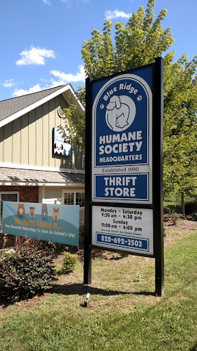 Thrift Store «Blue Ridge Humane Society Thrift Store», reviews and photos, 1214 Greenville Hwy, Hendersonville, NC 28792, USA