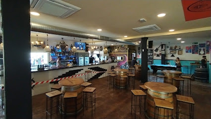 Bonnet Bar Café - Puerto Deportivo de Fuengirola, Local 56, 29640 Fuengirola, Málaga, Spain