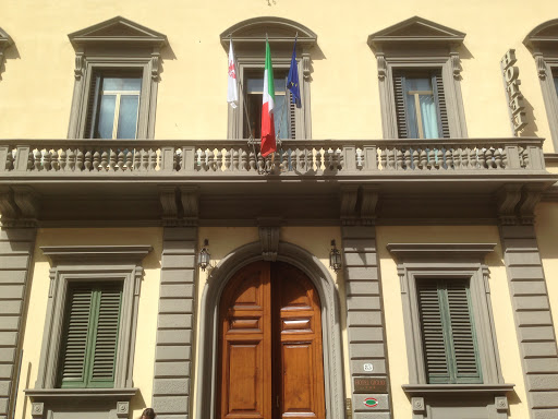 Avvocato Giusto Giovannelli | Immigrazione, Cittadinanza e Diritto Civile a Firenze