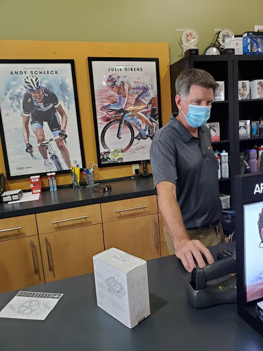 Bicycle Store «Bike Barn - Westchase», reviews and photos, 11105 Westheimer Rd, Houston, TX 77042, USA