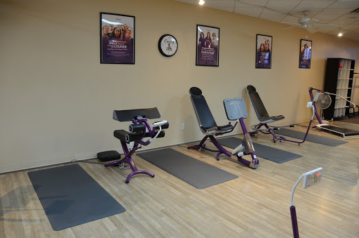 Health Club «Curves - Champaign», reviews and photos, 2227 S Neil St, Champaign, IL 61820, USA