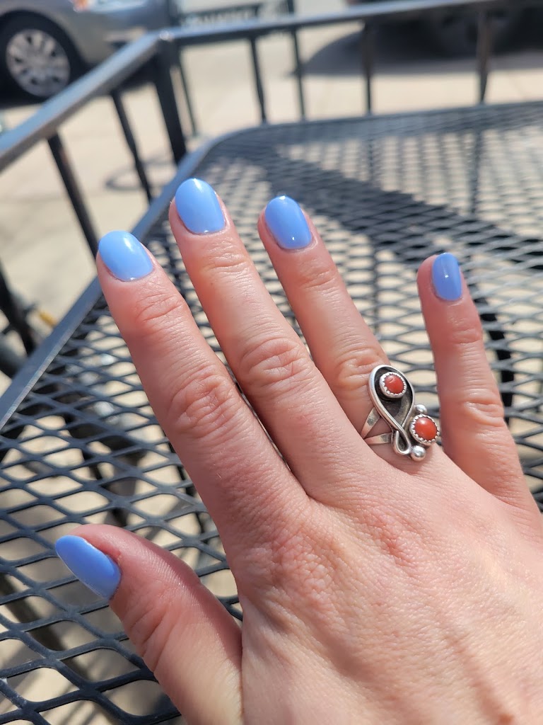 Hollywood Nails 80206
