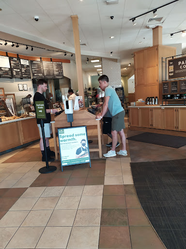 Shopping Mall «Diplomat Mall Shopping Center», reviews and photos, 1725 E Hallandale Beach Blvd, Hallandale Beach, FL 33009, USA