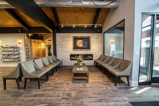 Hair Salon «Niki Moon Salon & Spa», reviews and photos, 1100 N Sherman Ave #108, Naperville, IL 60563, USA