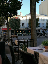 Atmosphère du Restaurant Les p'tites canailles. à Versailles - n°2