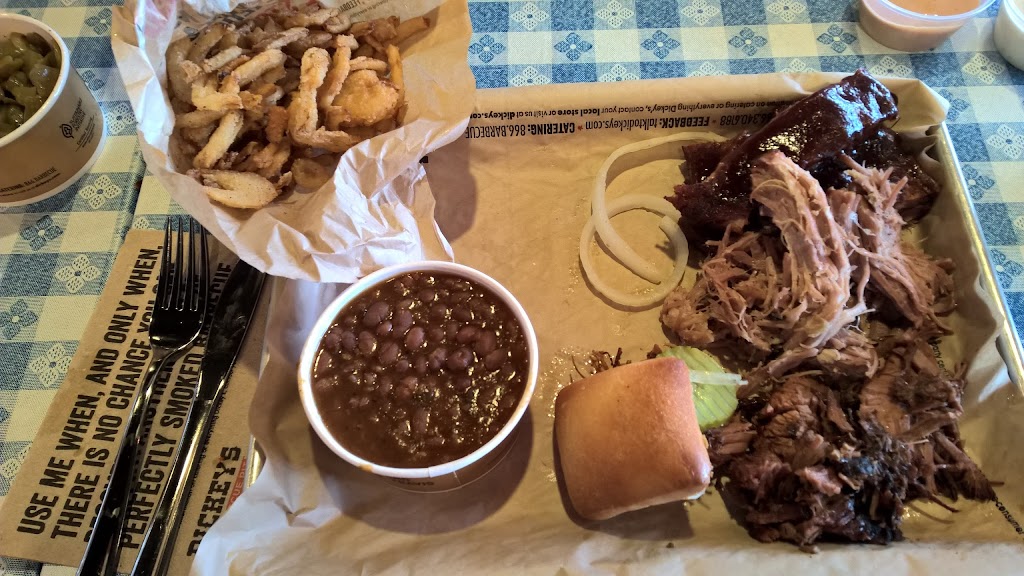 Dickey's Barbecue Pit 84701