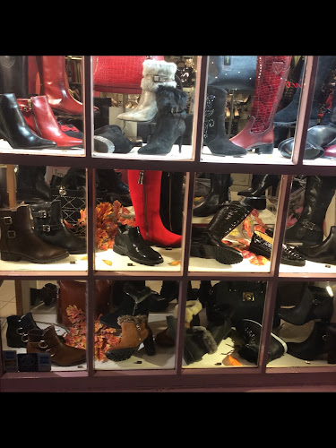 Imelda's Wardrobe - Shoe store