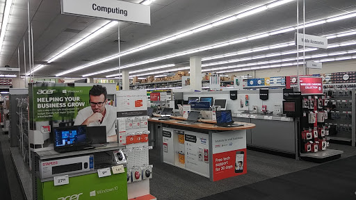 Office Supply Store «Staples», reviews and photos, 165 Middlesex Ave, Somerville, MA 02145, USA