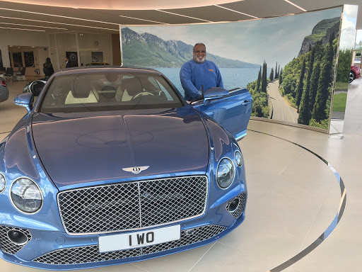 Car Dealer «Bentley Naples», reviews and photos, 900 Tamiami Trail N, Naples, FL 34102, USA
