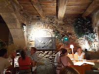 Atmosphère du Restaurant français Lou Portaou à Bormes-les-Mimosas - n°16