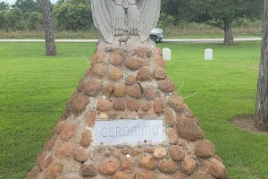 Geronimo's Grave image