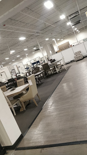 Furniture Store «Value City Furniture», reviews and photos, 94 W Kemper Rd, Springdale, OH 45246, USA