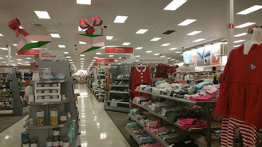 Department Store «Target», reviews and photos, 3050 N Lewis Ave, Waukegan, IL 60087, USA